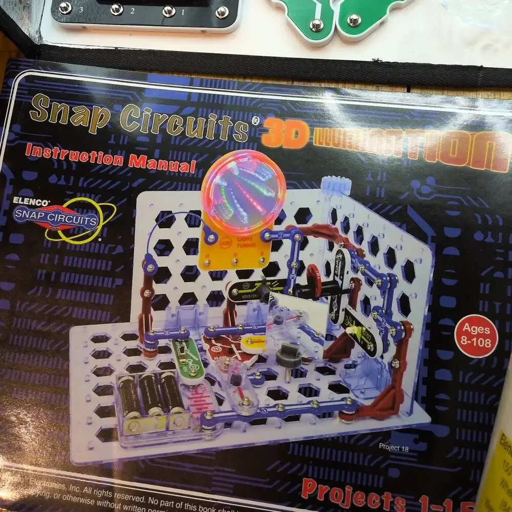 Snap Circuits Lot 60+ Replacement Parts & Multiple Manuals Electrical Education